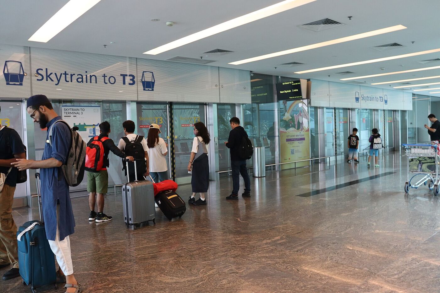 running passenger airport late